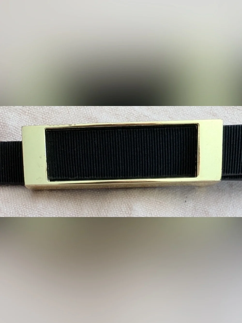 Jones New York Women’s Thin Black Gold Belt Size 6
